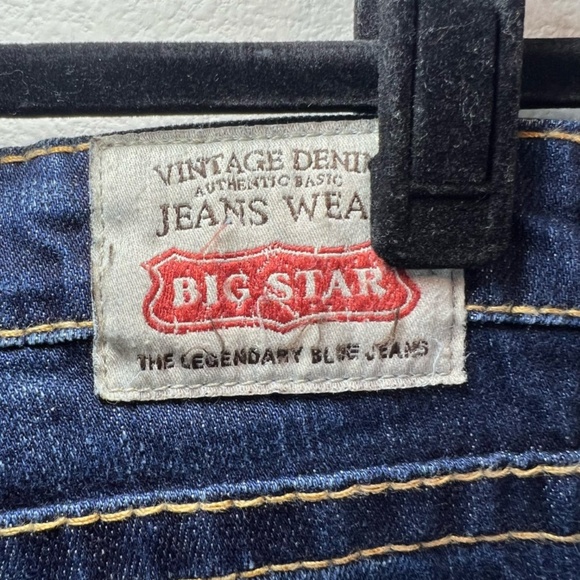 Big Star Casey Jeans Dark Blue Distressed Denim Ultra Low Rise Womens Sz 28 Long - Picture 13 of 16